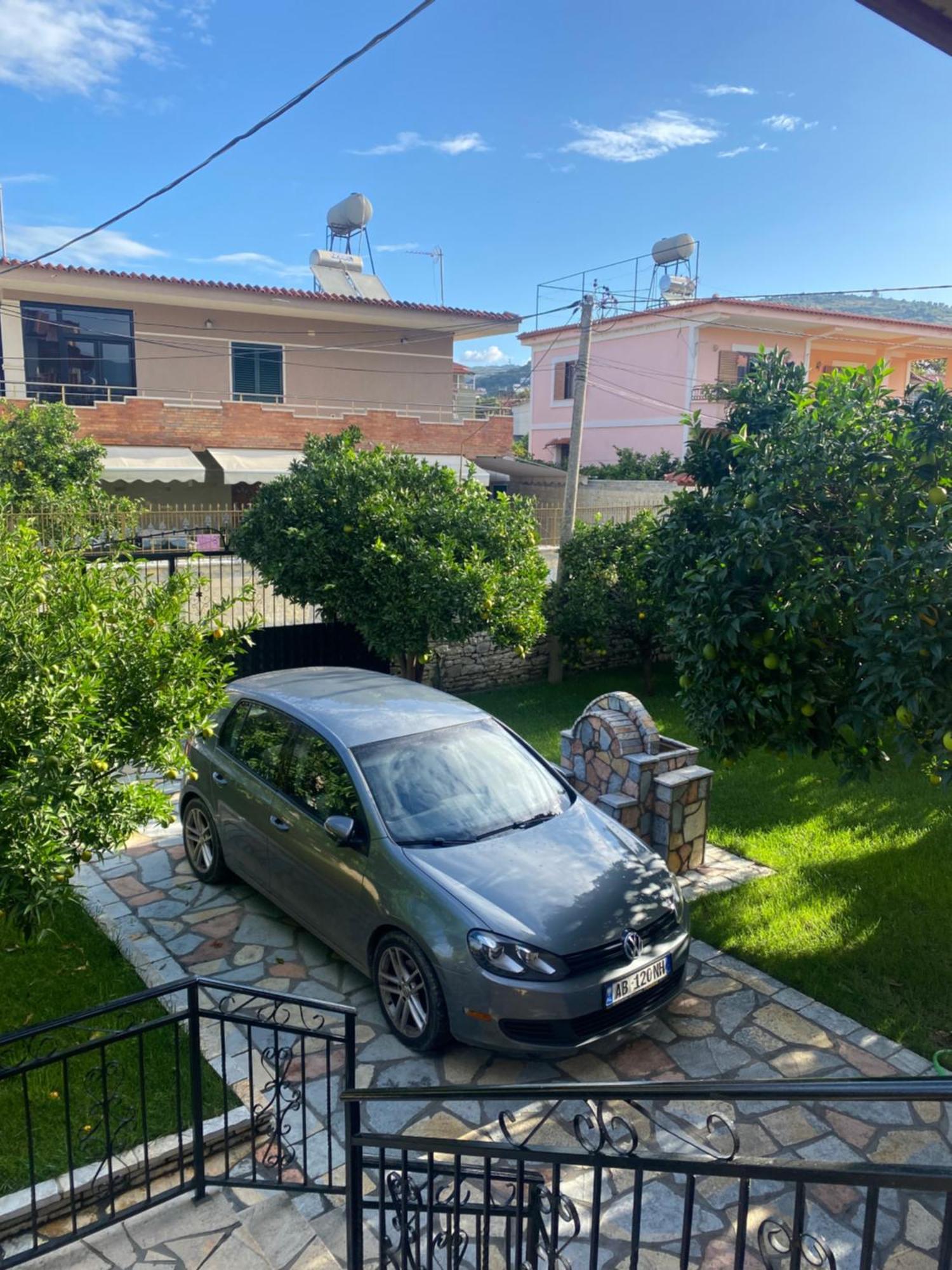 Villa Berat Exterior foto